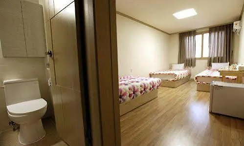 Rum i privatbostad Ss Guesthouse Seoul